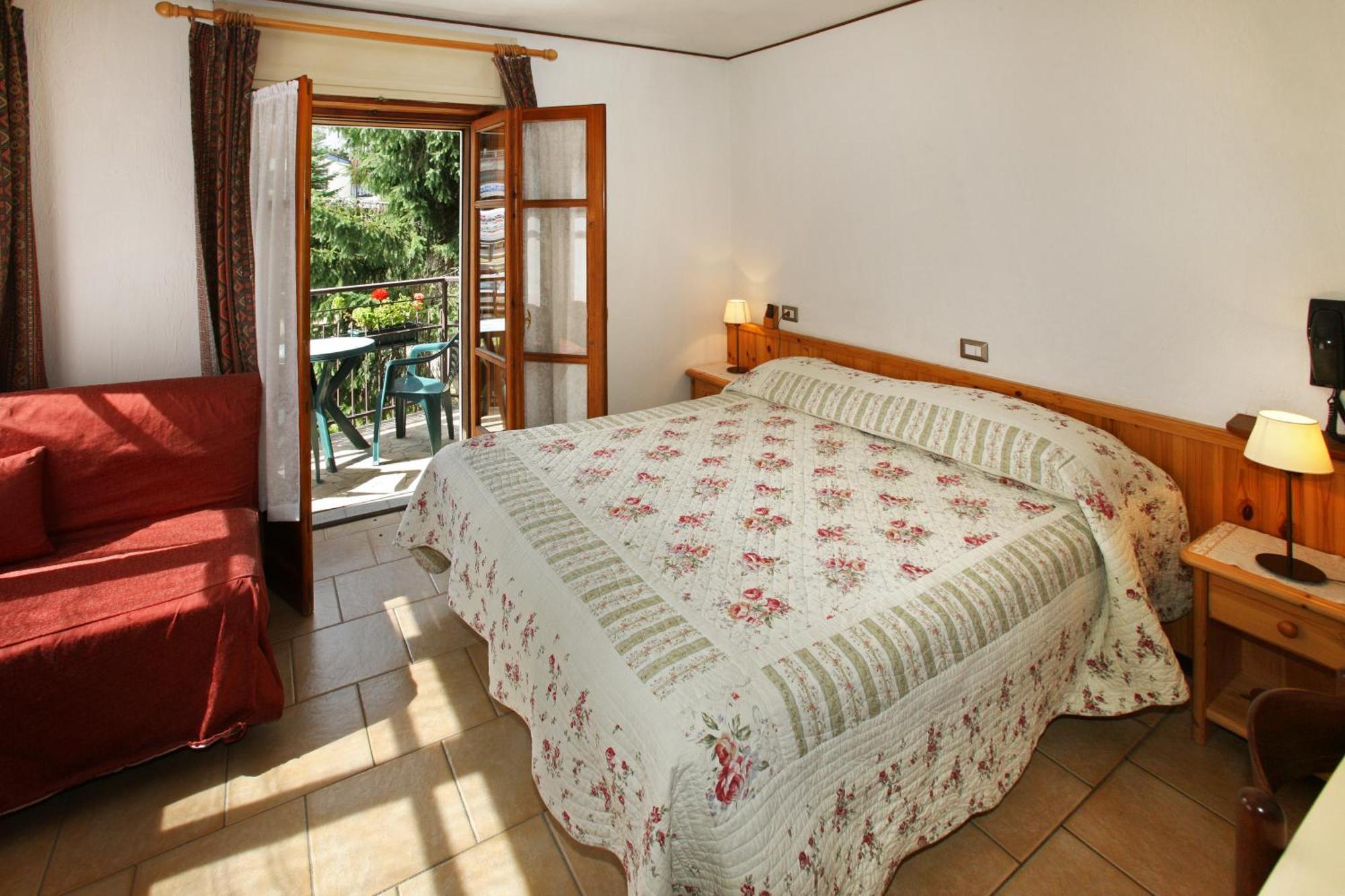 Hotel Villa Cary Sauze D'Oulx Bagian luar foto