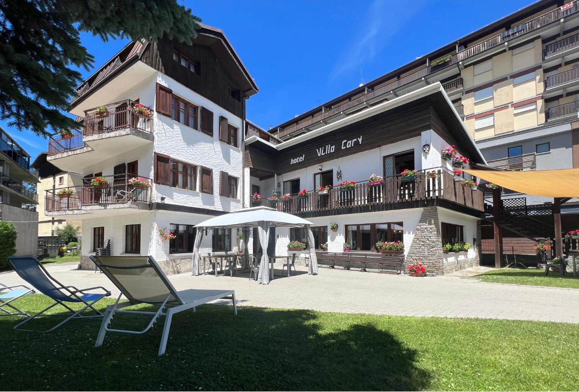 Hotel Villa Cary Sauze D'Oulx Bagian luar foto