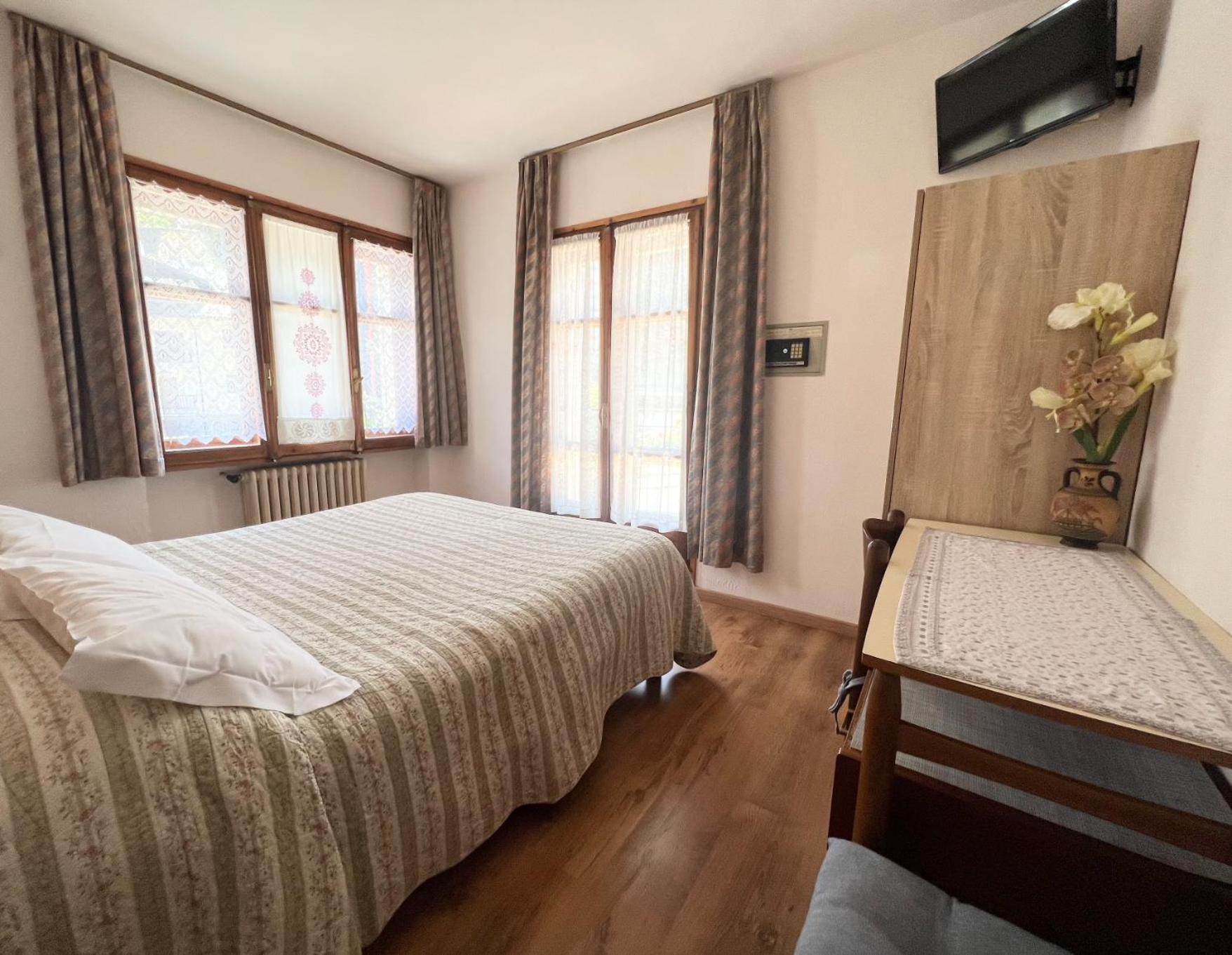 Hotel Villa Cary Sauze D'Oulx Bagian luar foto