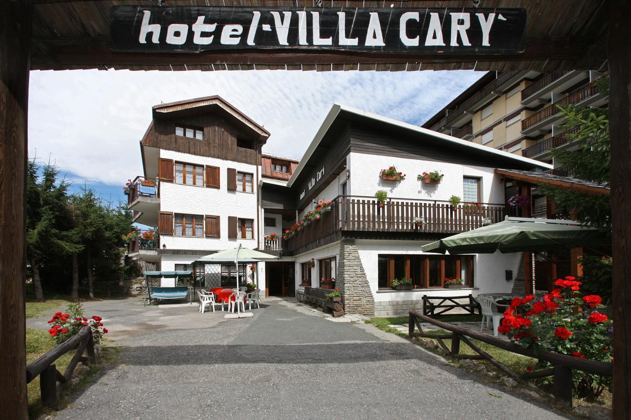 Hotel Villa Cary Sauze D'Oulx Bagian luar foto